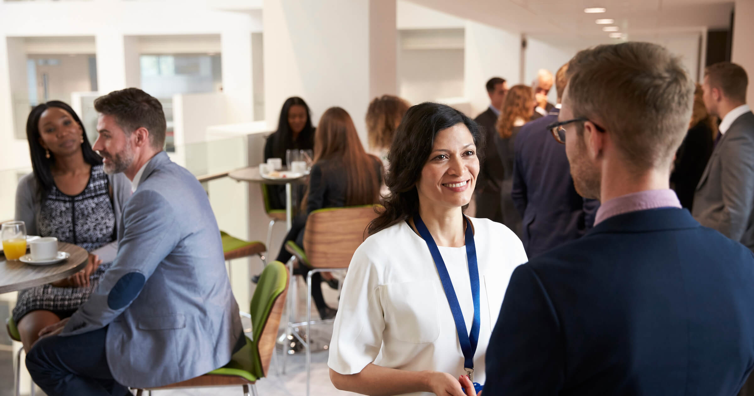 9 Indispensable Tips for International Professional Networking